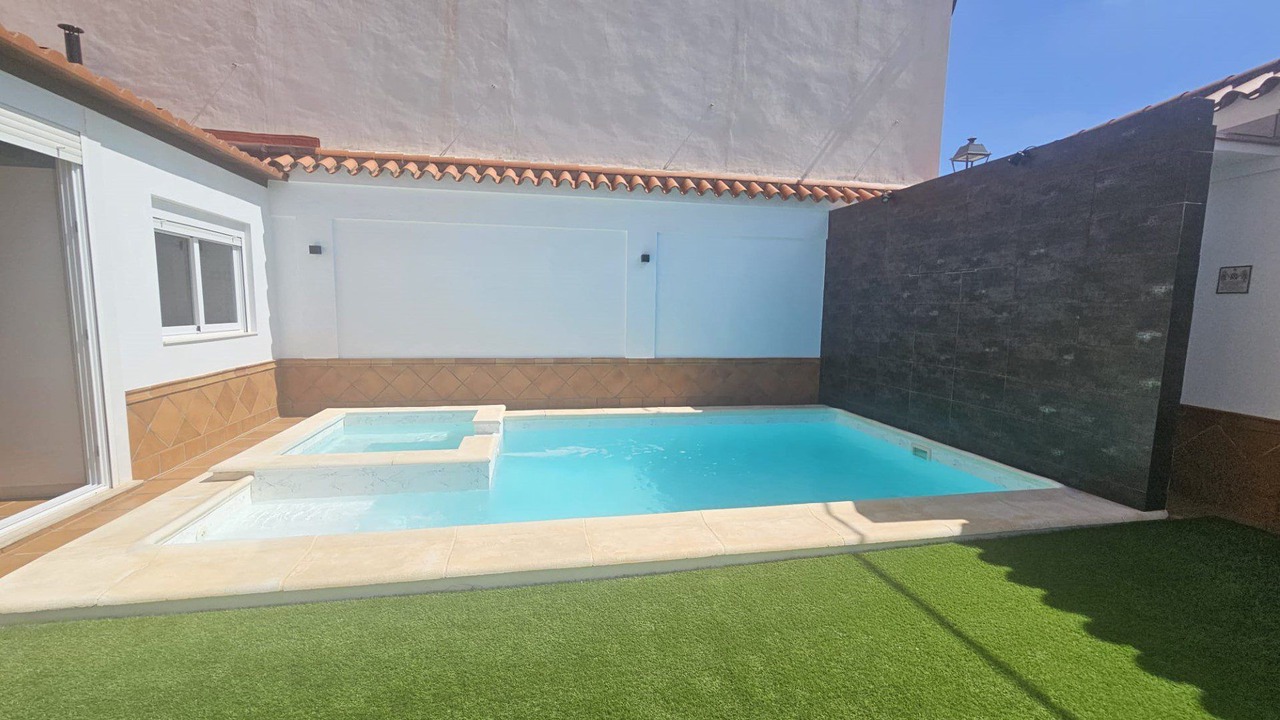 Photo of Outdoor in La Lantejuela