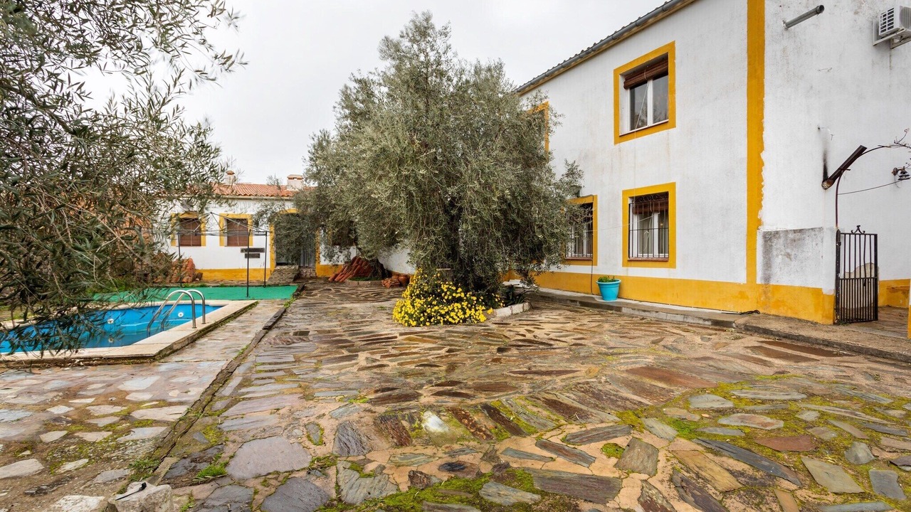 Photo of Outdoor in Membrio