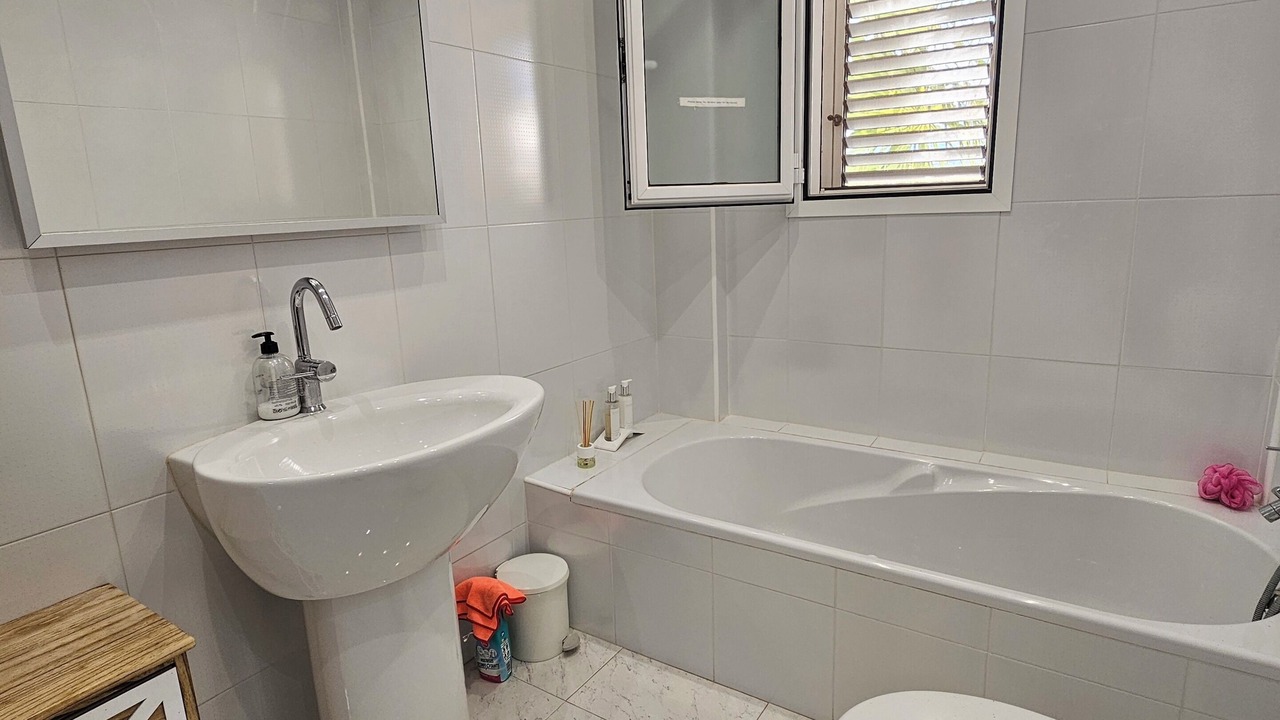 Photo of Bathroom in Vista de los Angeles-Rumina