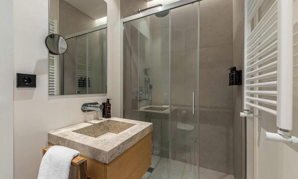 Photo of Bathroom in Embajadores