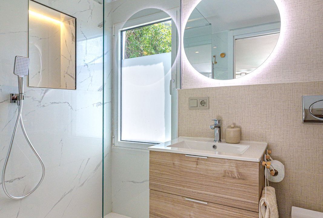 Photo of Bathroom in Casares