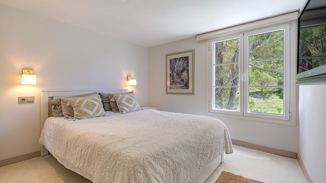 Photo of Bedroom in Casares
