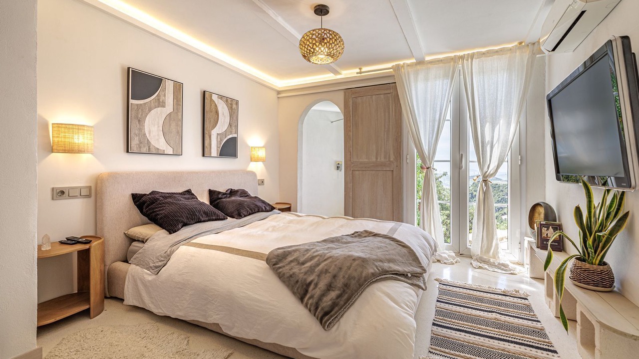 Photo of Bedroom in Casares