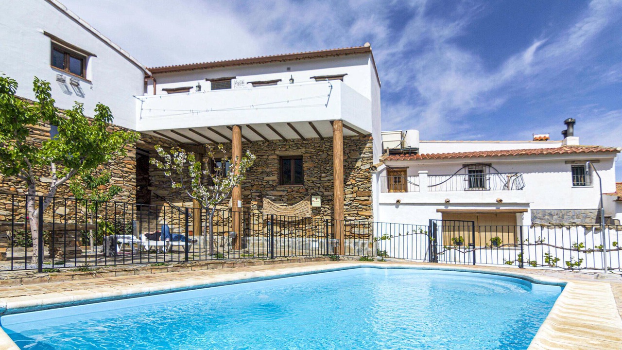 Photo of Outdoor in Laroya