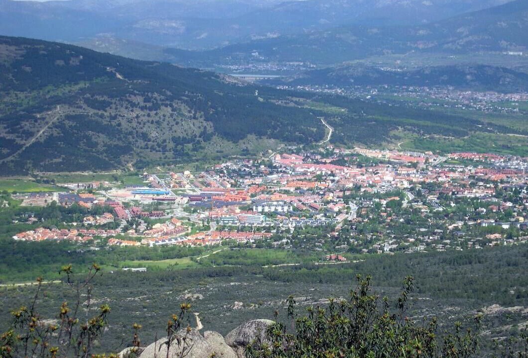 Photo of Others in Mirasierra