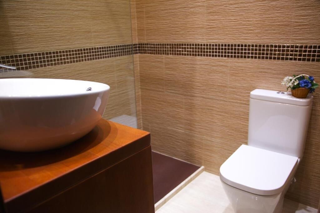 Photo of Bathroom in La Trinidad-San Juan y Todos los Santos