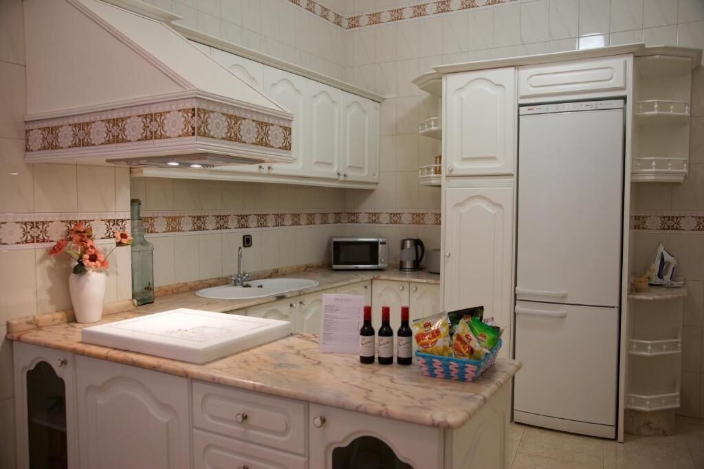 Photo of Kitchen in La Trinidad-San Juan y Todos los Santos