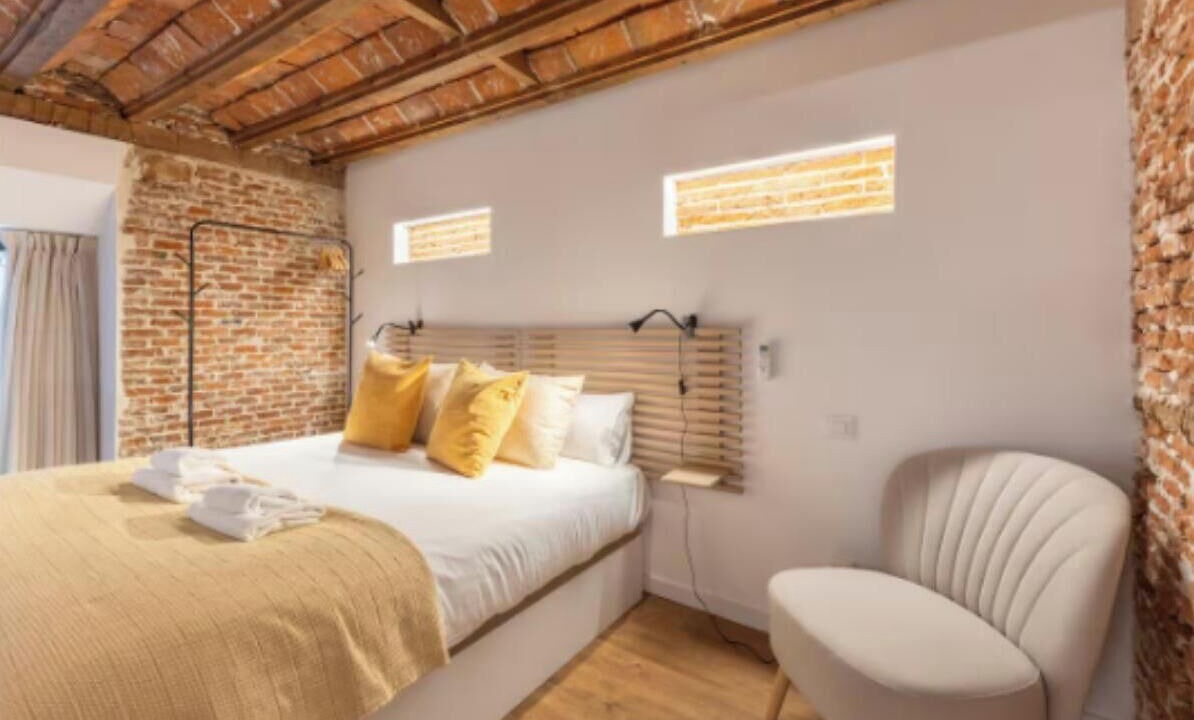 Photo of Bedroom in Literary Quarter