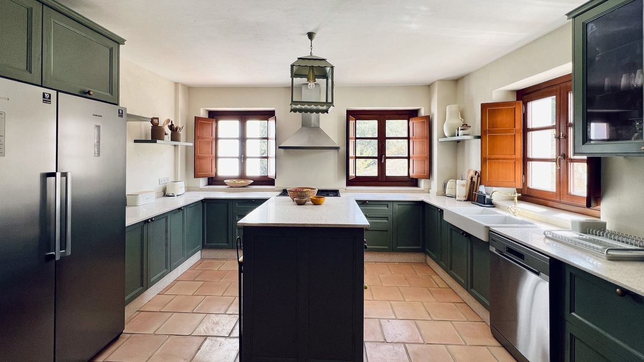 Photo of Kitchen in Algatocin