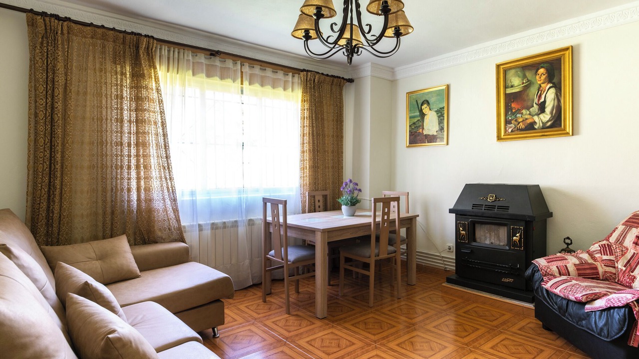 Photo of Livingroom in Pesquera