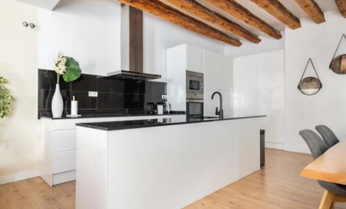 Photo of Kitchen in Embajadores