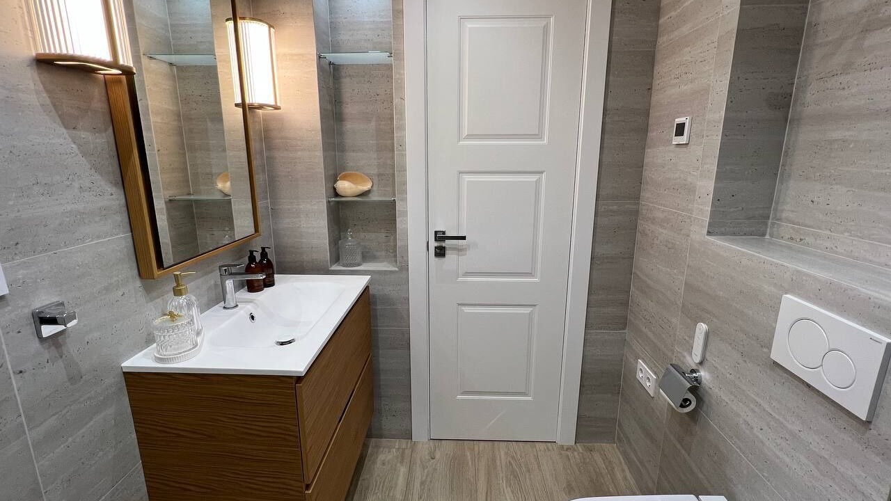 Photo of Bathroom in Urbanizacion Costabella