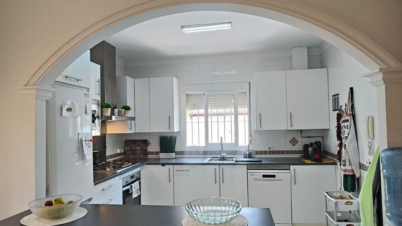 Photo of Kitchen in Los Gallos-Cerromolino