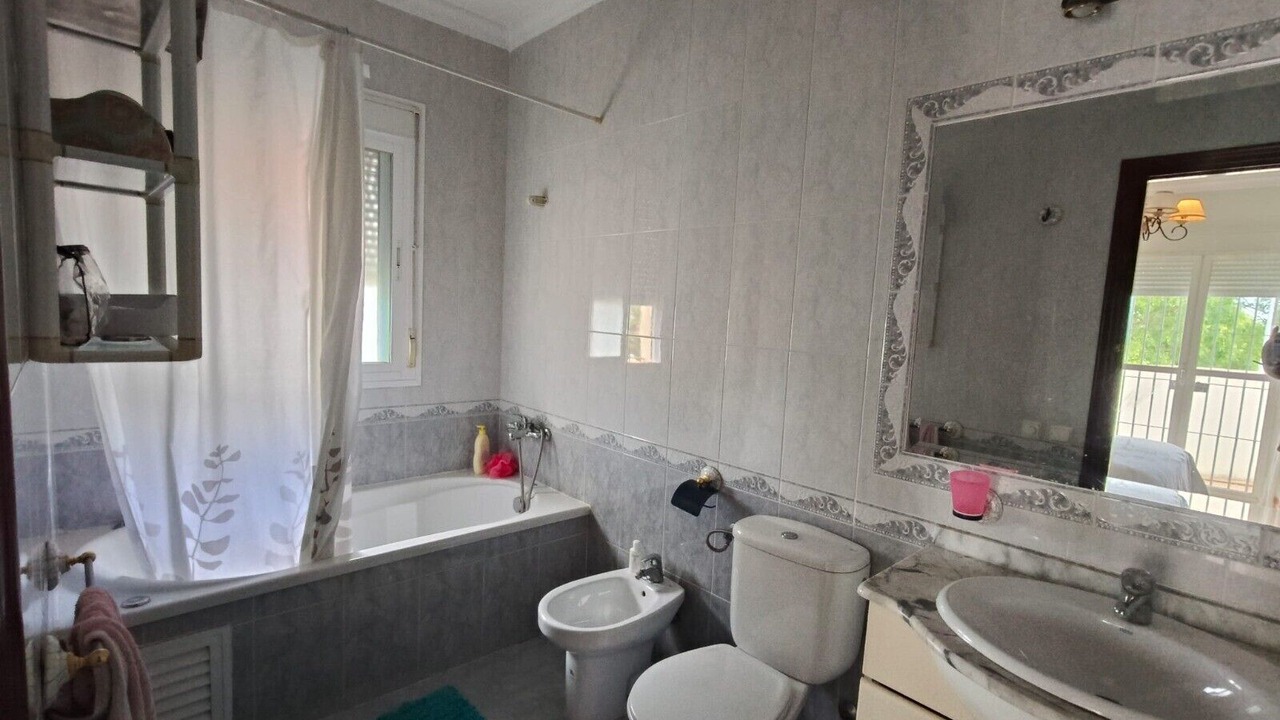 Photo of Bathroom in Los Gallos-Cerromolino