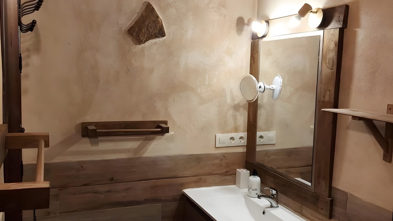 Photo of Bathroom in Horcajo de los Montes