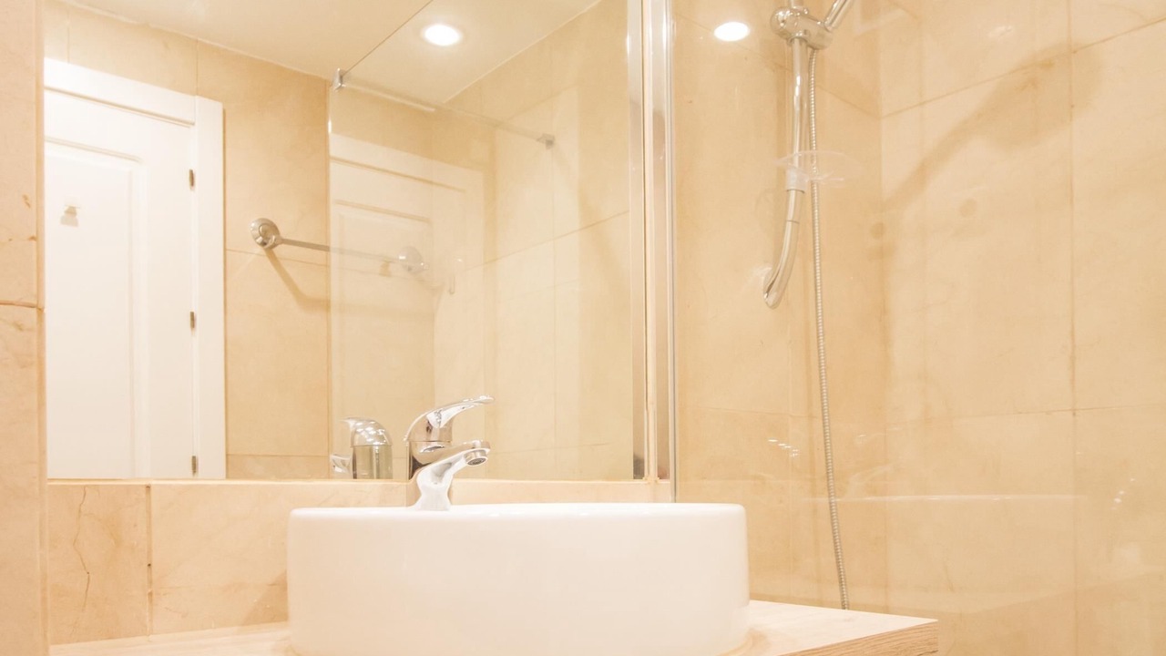 Photo of Bathroom in Atocha