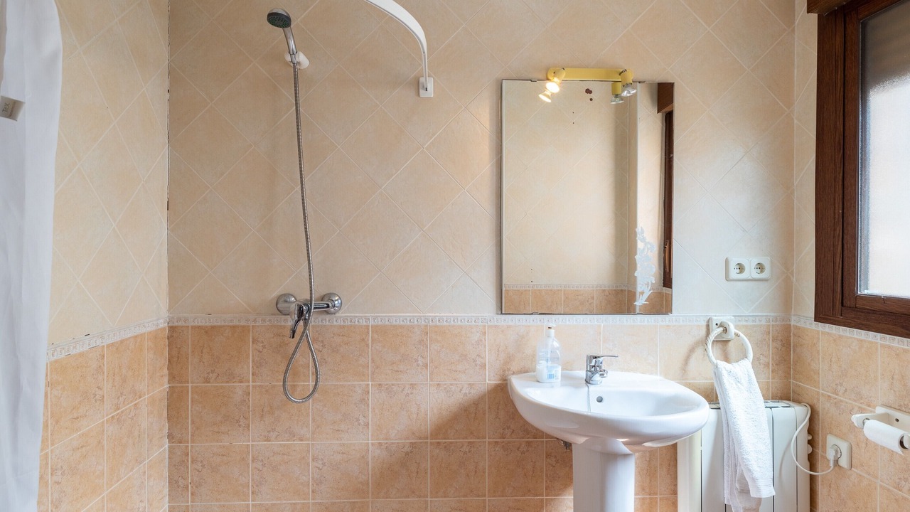 Photo of Bathroom in Valdelaguna