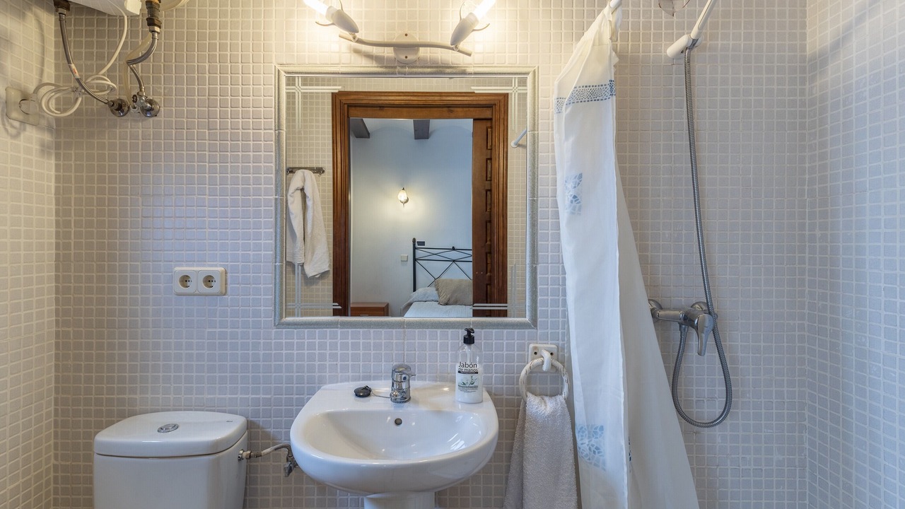 Photo of Bathroom in Valdelaguna