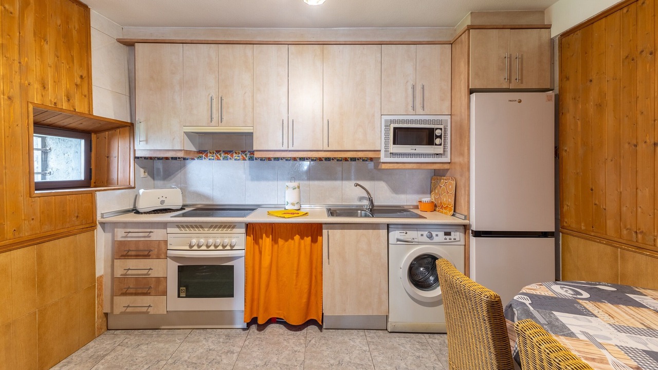 Photo of Kitchen in Navaluenga