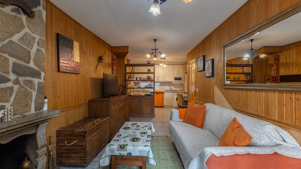 Photo of Livingroom in Navaluenga