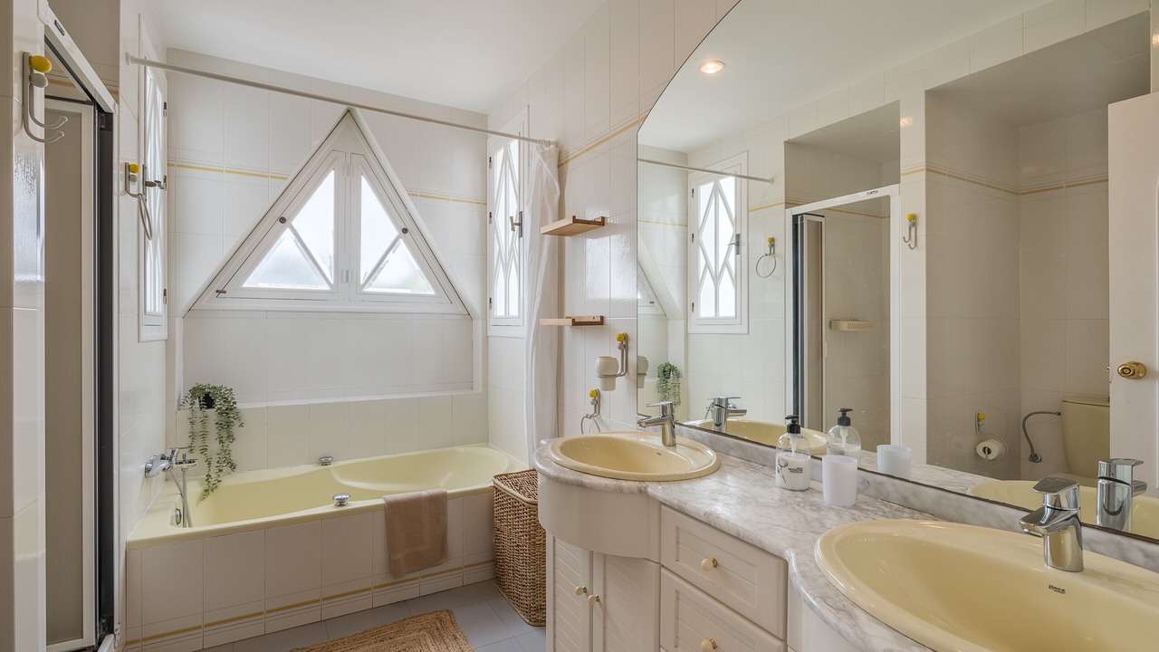 Photo of Bathroom in Salobrena