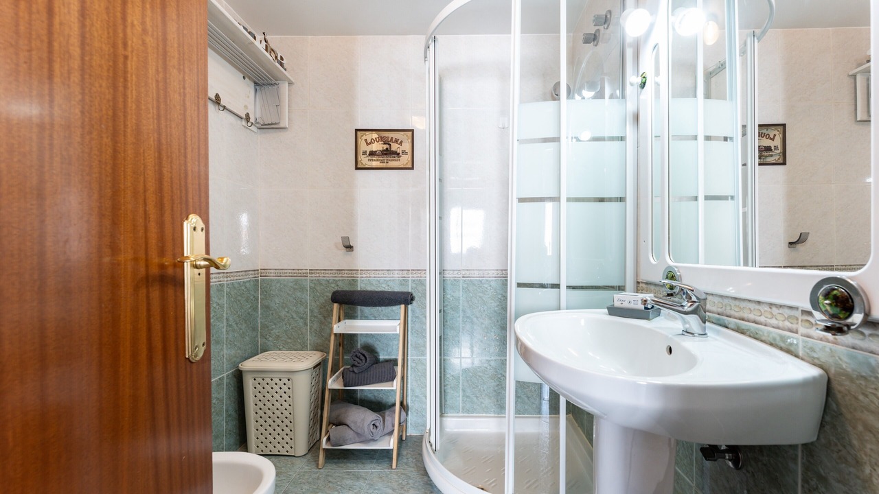 Photo of Bathroom in Arroyo de la Miel