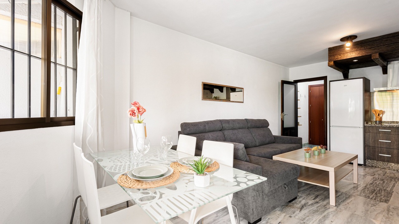 Photo of Livingroom in Teatinos