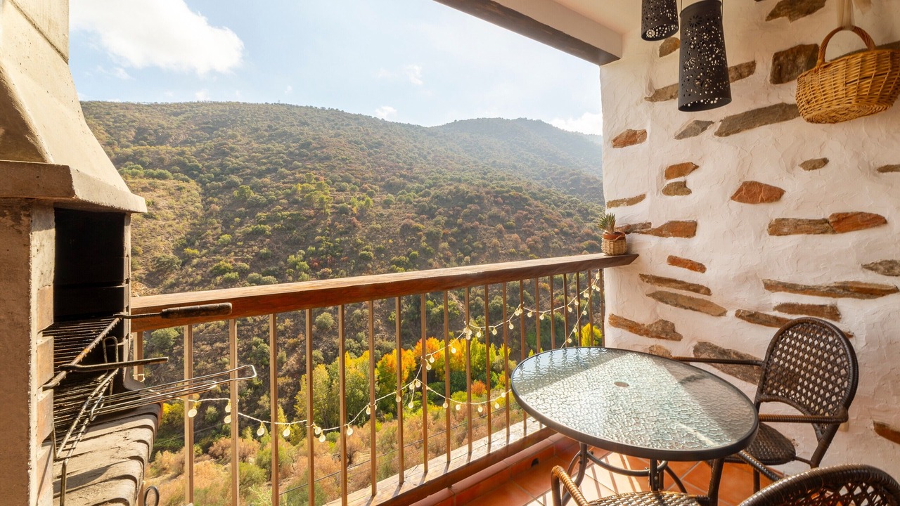 Photo of Outdoor in Laroya