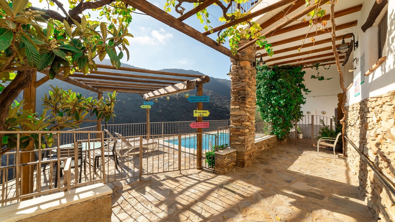 Photo of Patio Balcony in Laroya