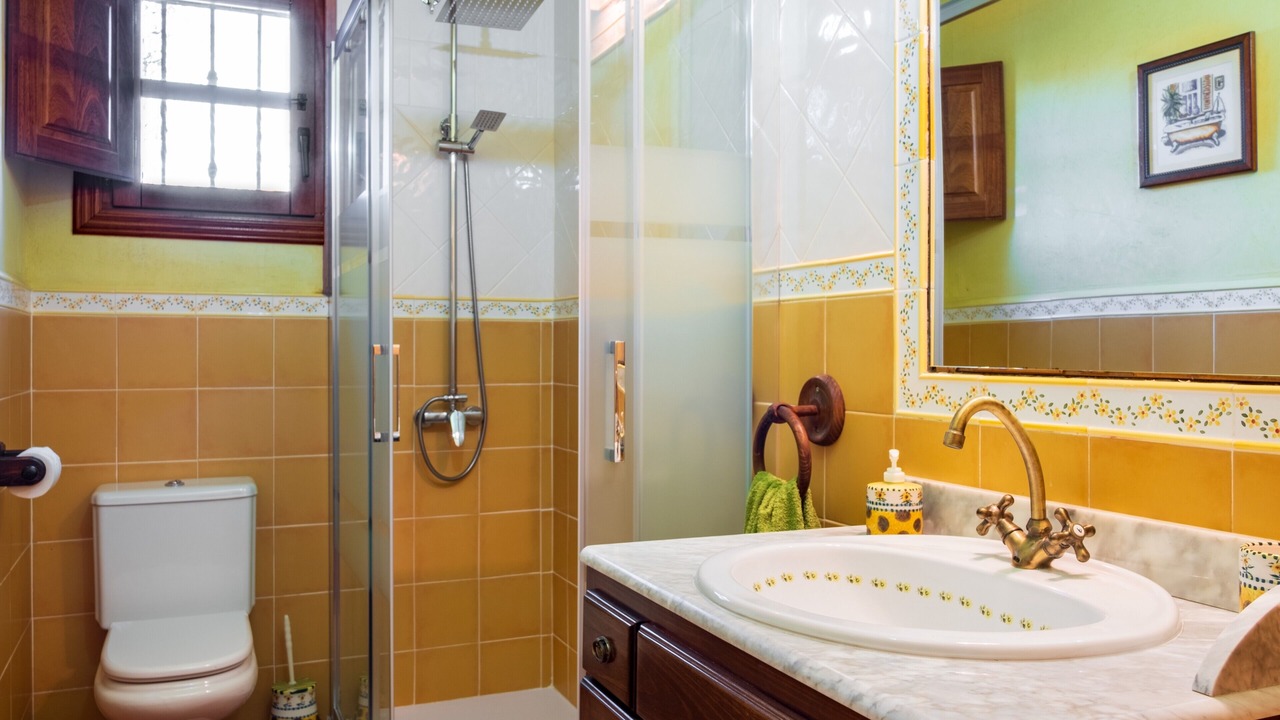 Photo of Bathroom in San Martin del Pimpollar