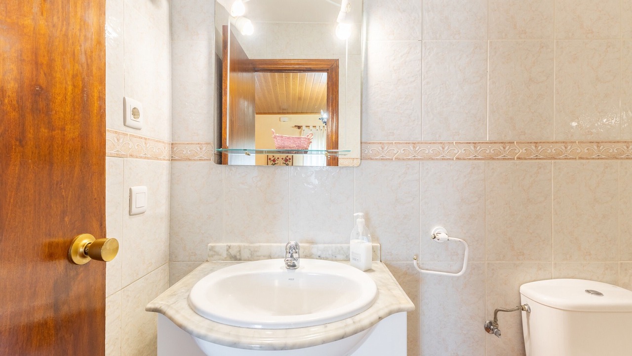 Photo of Bathroom in Baterna