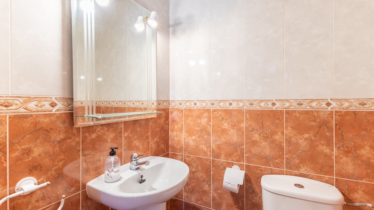 Photo of Bathroom in Baterna
