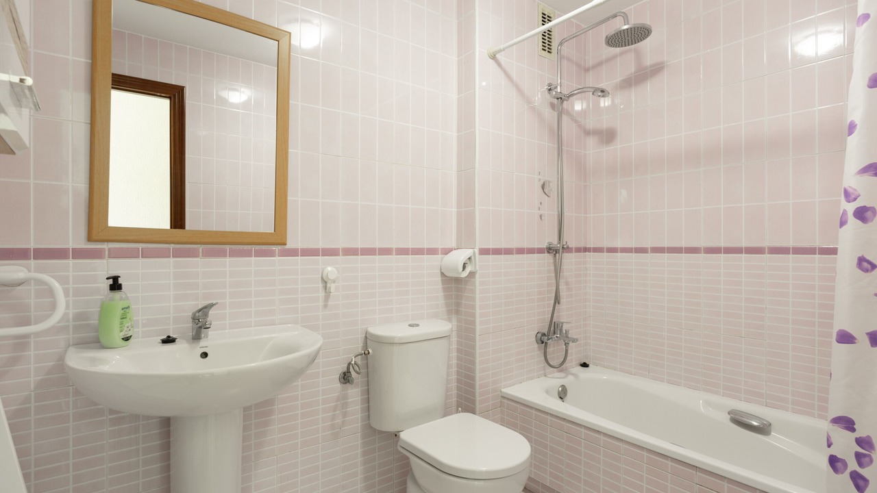 Photo of Bathroom in Barriada del Rio San Pedro