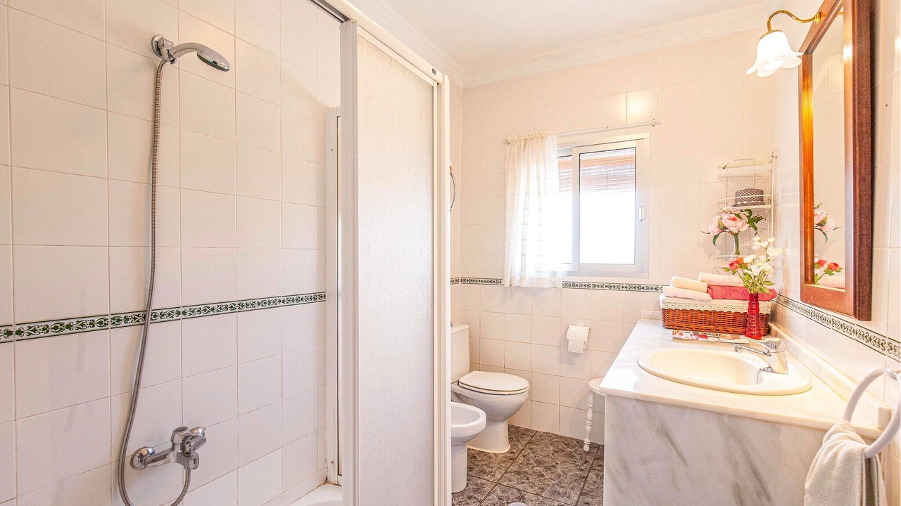 Photo of Bathroom in Penaflor