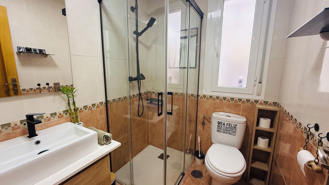 Photo of Bathroom in Figares