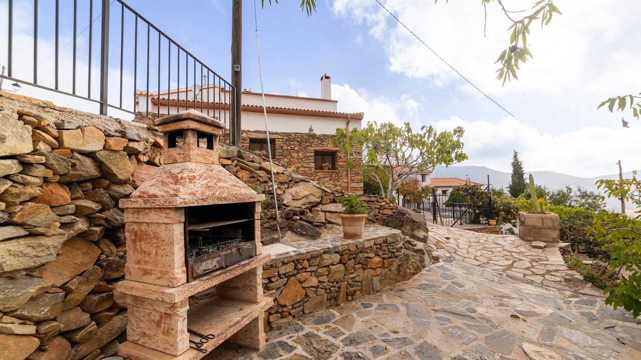 Photo of Patio Balcony in Laroya