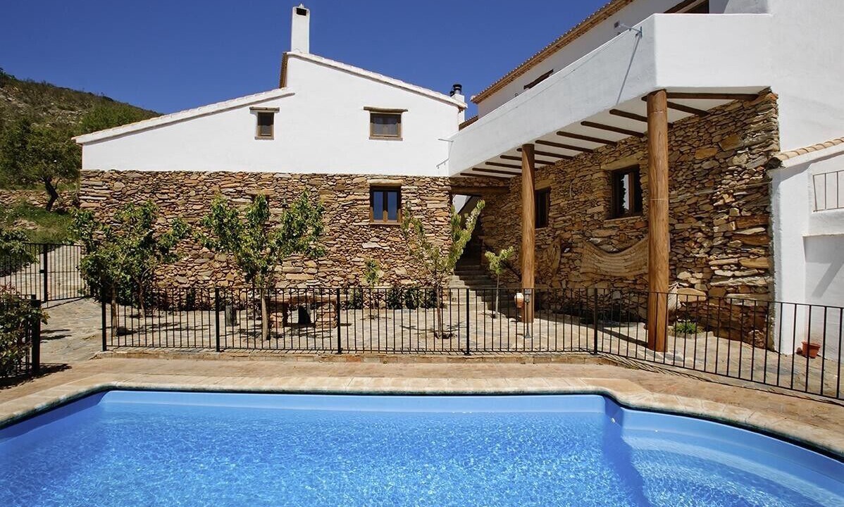 Photo of Outdoor in Laroya