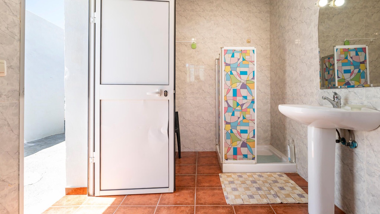 Photo of Bathroom in Canillas de Albaida