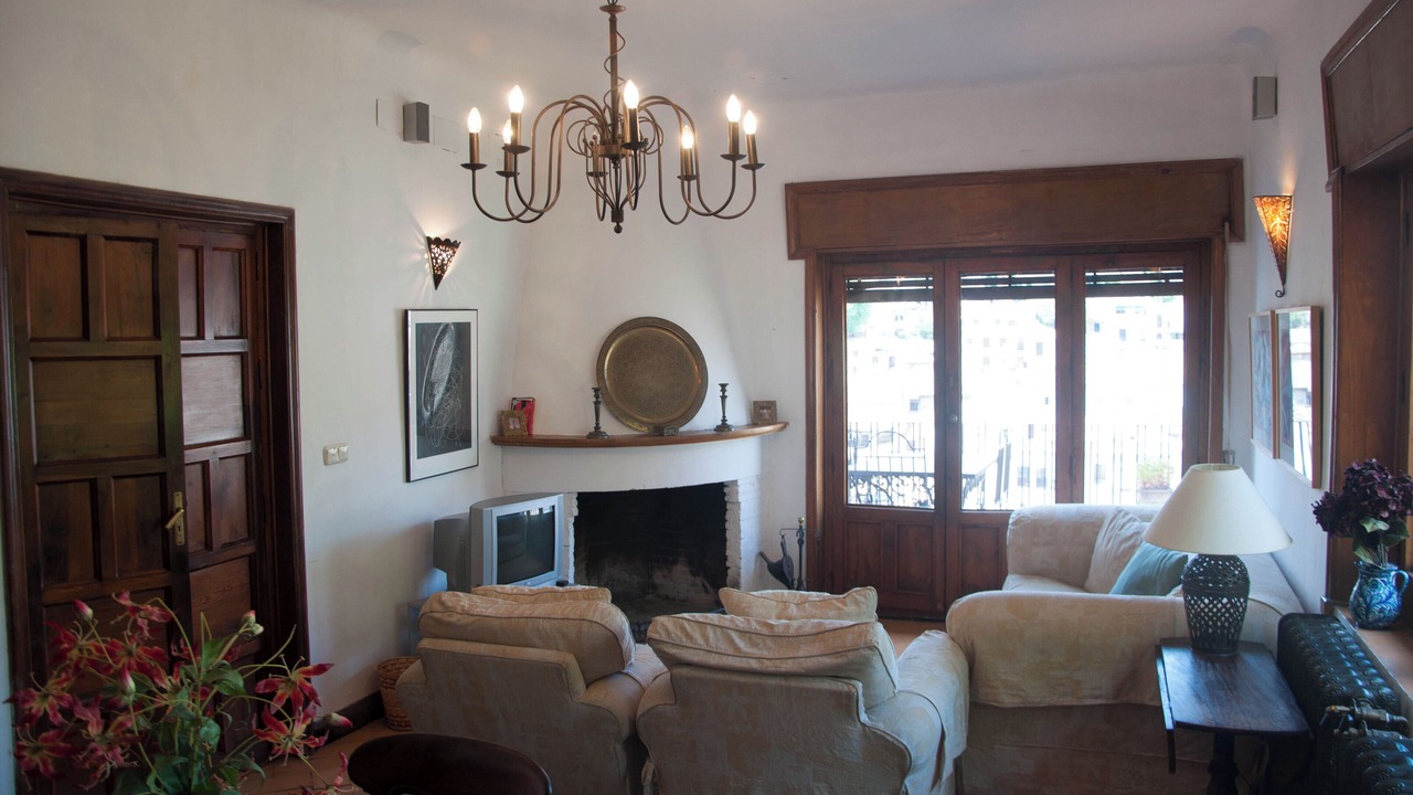 Photo of Livingroom in Central District