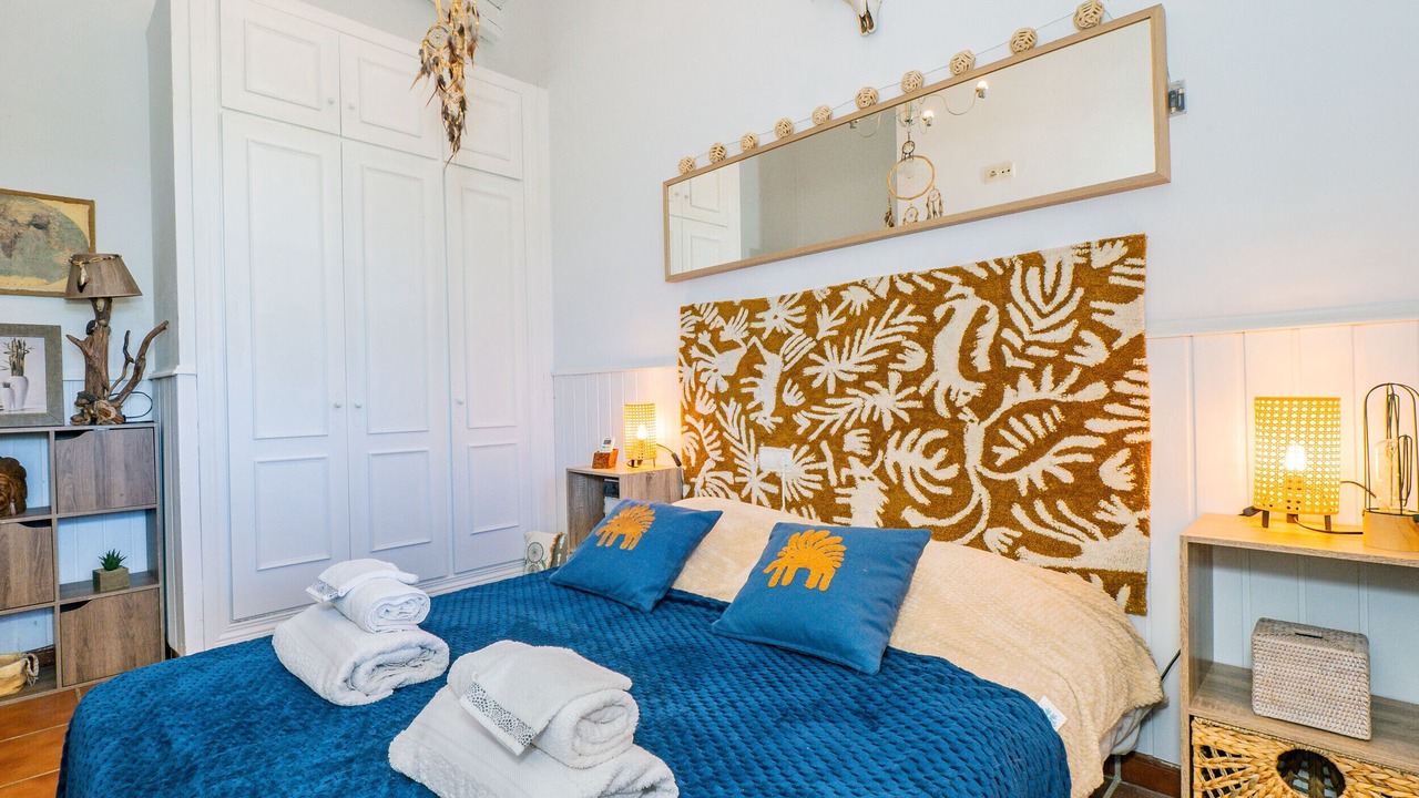 Photo of Bedroom in Coin