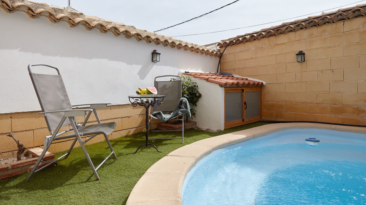 Photo of Outdoor in Arbuniel
