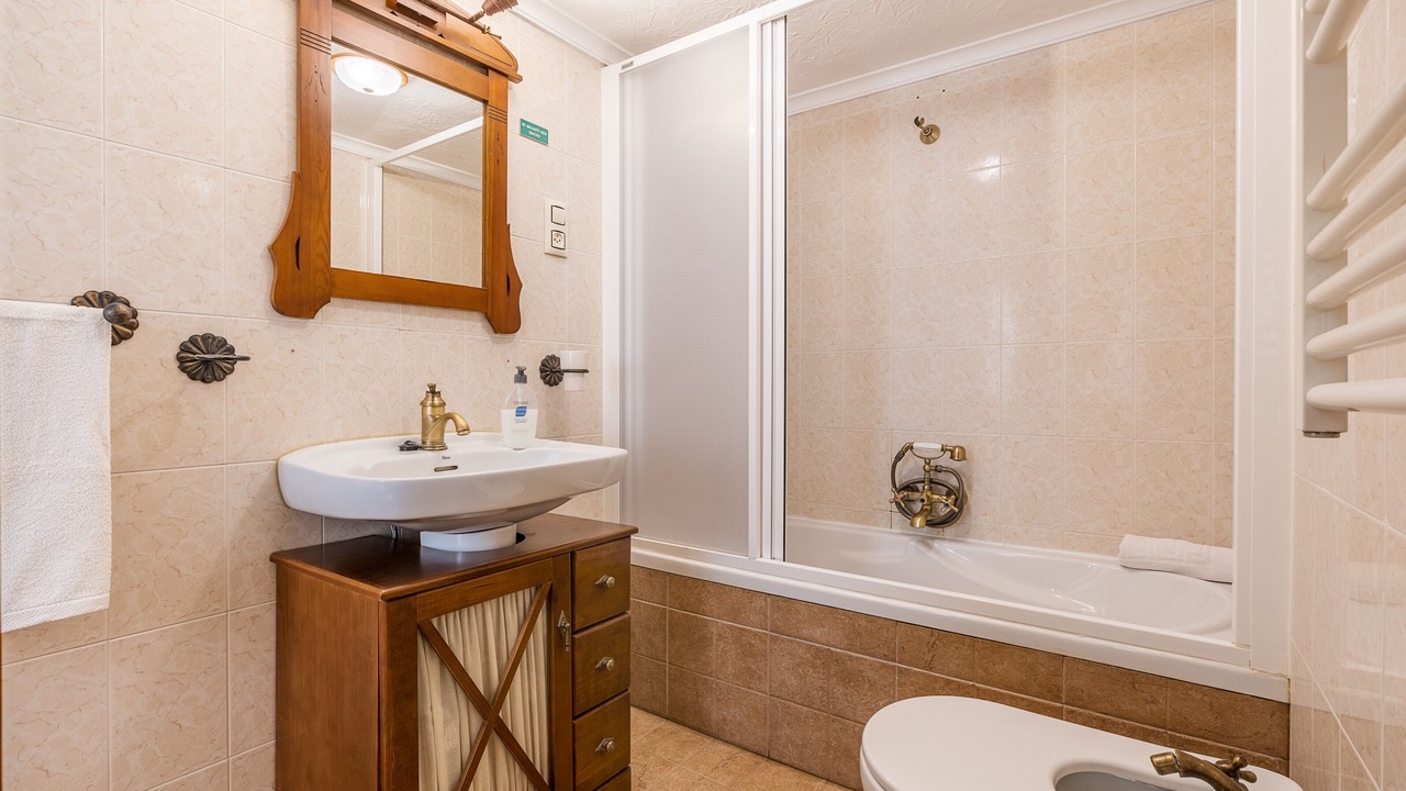 Photo of Bathroom in Hinojares