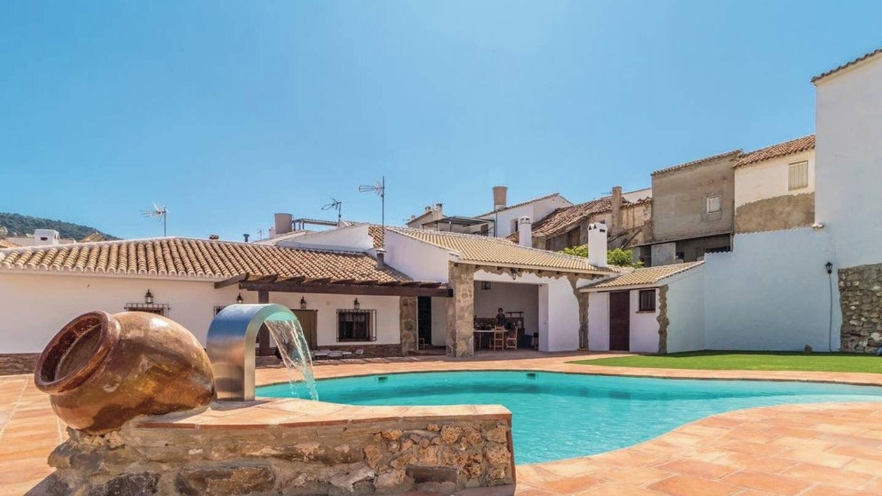 Photo of Outdoor in Mondron