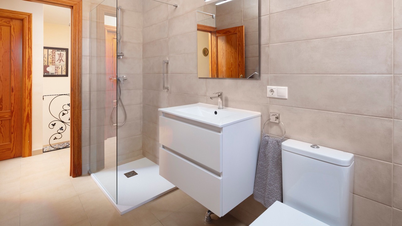 Photo of Bathroom in Alcaucin