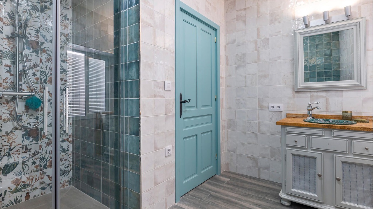 Photo of Bathroom in Villanueva del Rio y Minas