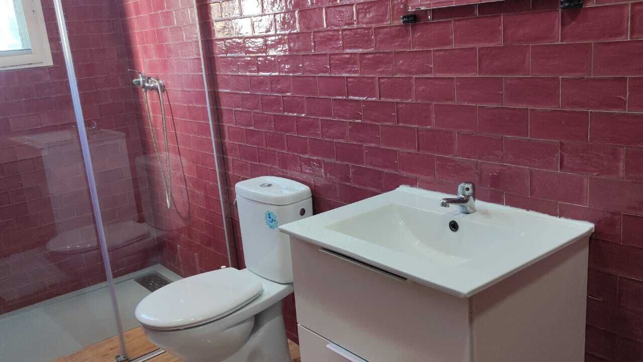 Photo of Bathroom in Arenas