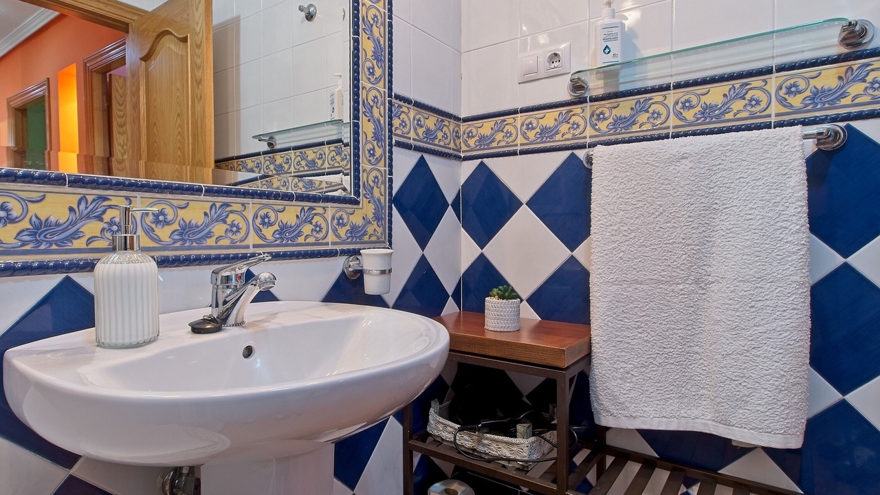 Photo of Bathroom in La Pola de Gordon