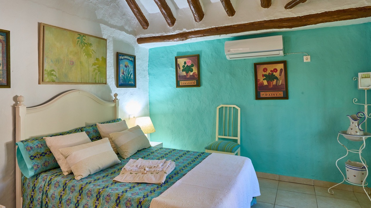 Photo of Bedroom in Lucena