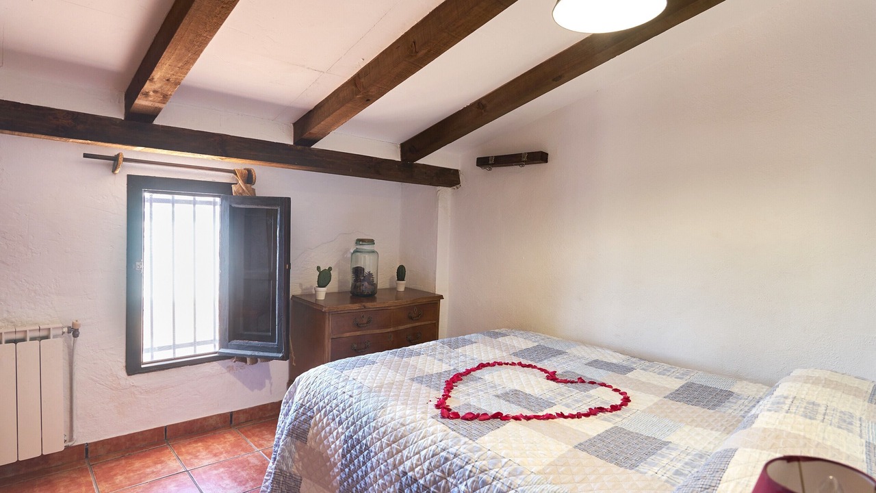 Photo of Bedroom in Castillo de Locubin
