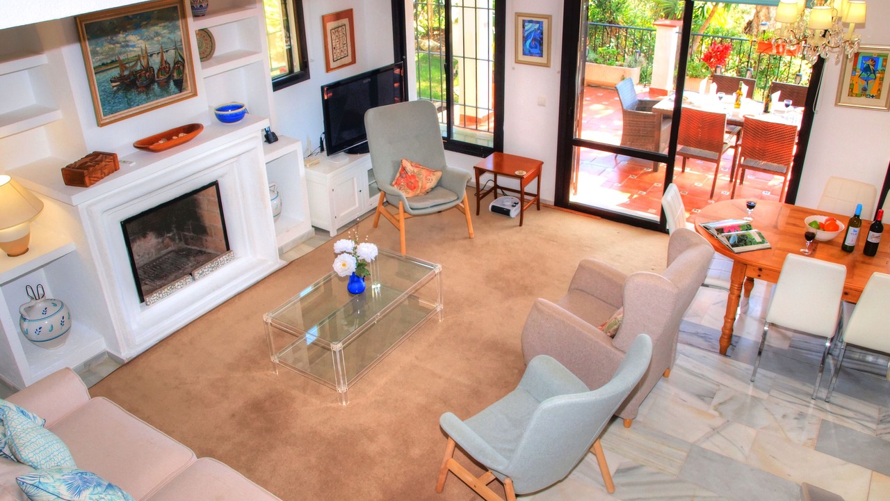Photo of Livingroom in New Golden Mile
